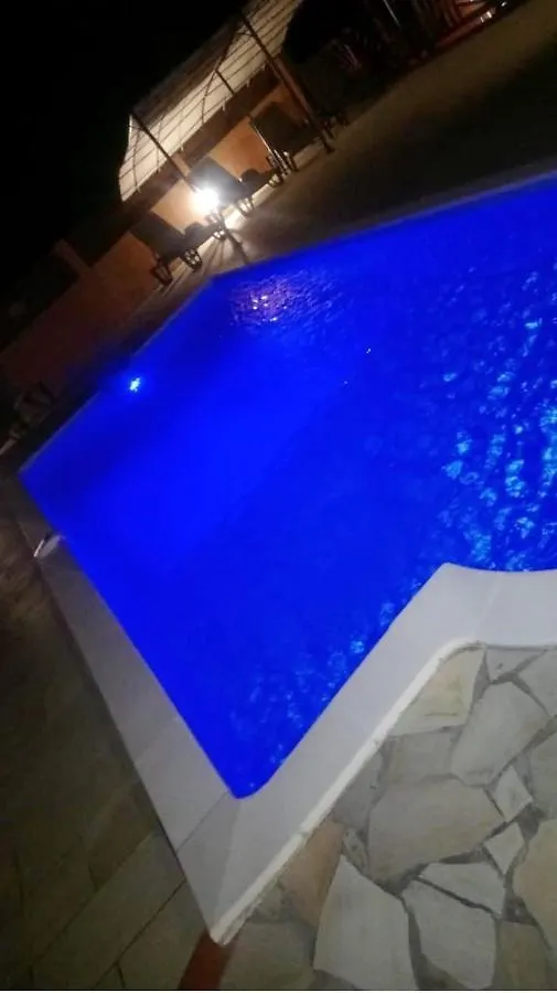 Appartement Charmant A Deshaies Piscine Partagee 46 M²