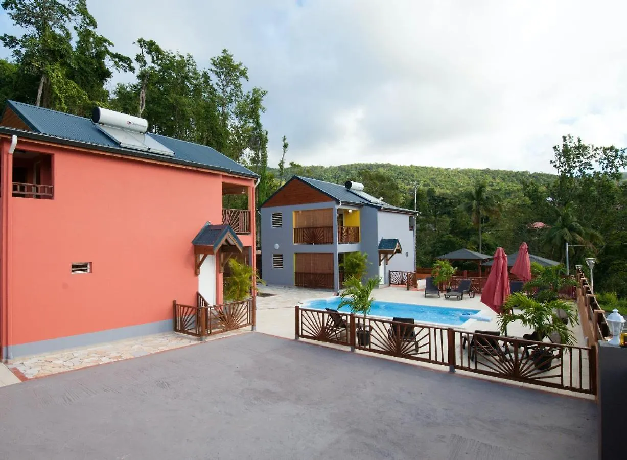 Appartement Charmant A Deshaies Piscine Partagee 46 M² 0*,  Guadeloupe